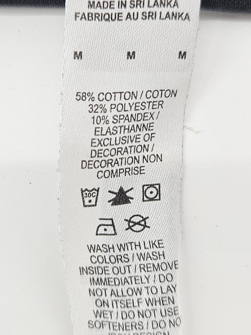 Nike Black Women's Leggings with White Logo - Picture 4 of 4
